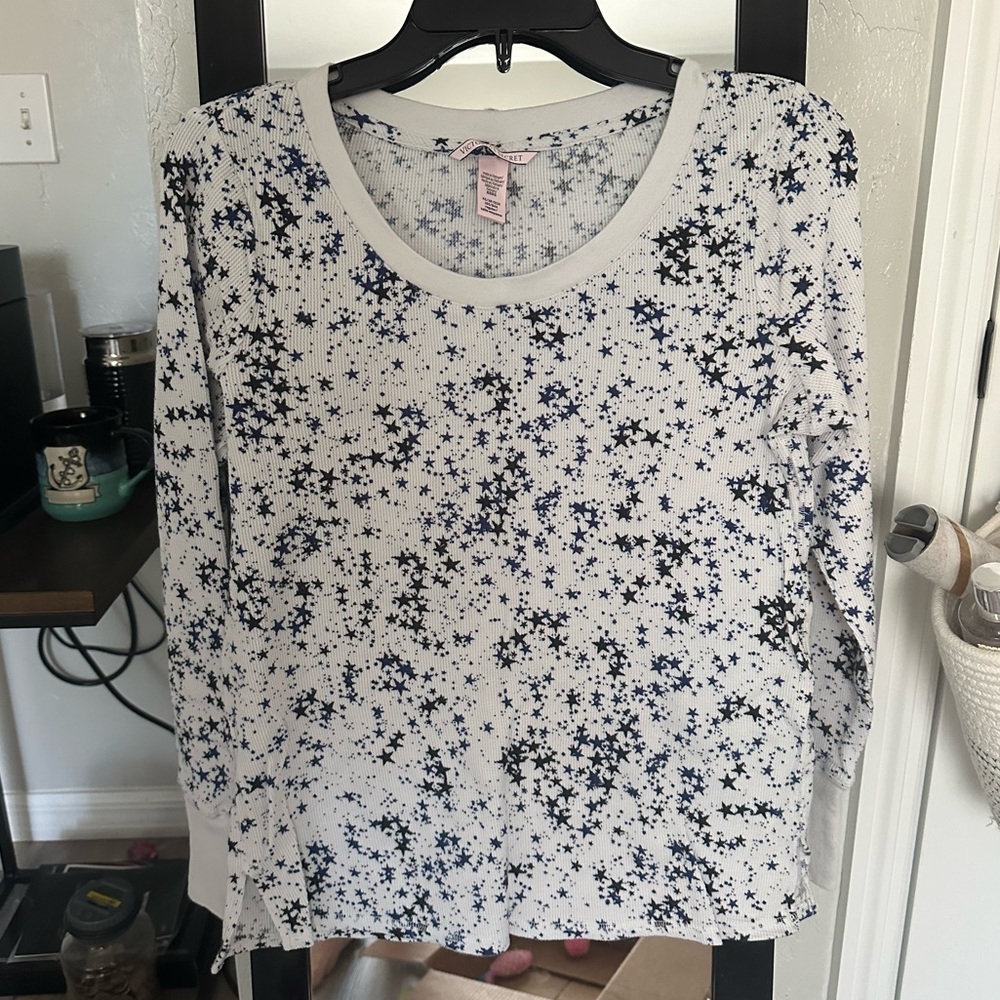 XS Victoria’s Secret long sleeve pajama shirt